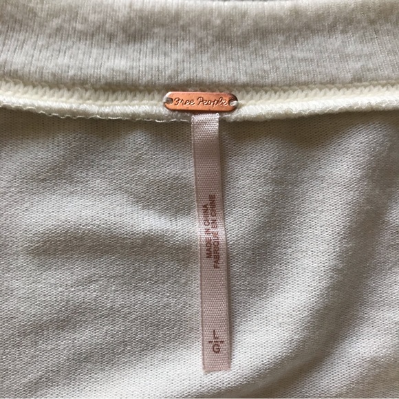 Free People White Cream Long Puffy Flowy Sleeve Fitted T Super Soft Sz Large - Picture 3 of 6